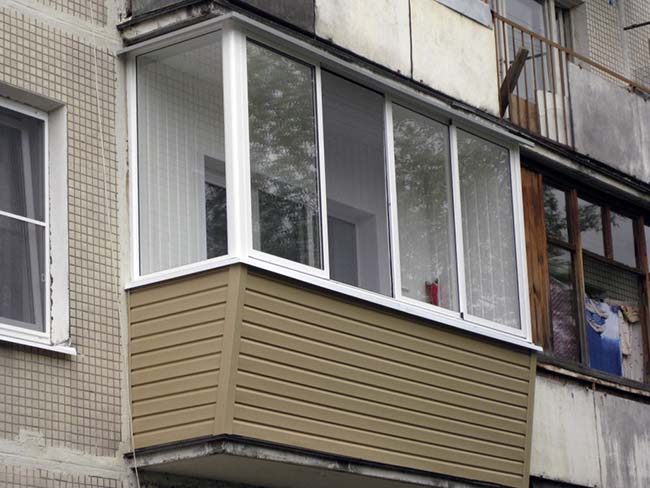 Сколько стоит застеклить балкон 3 метра по цене от производителя Реутов
