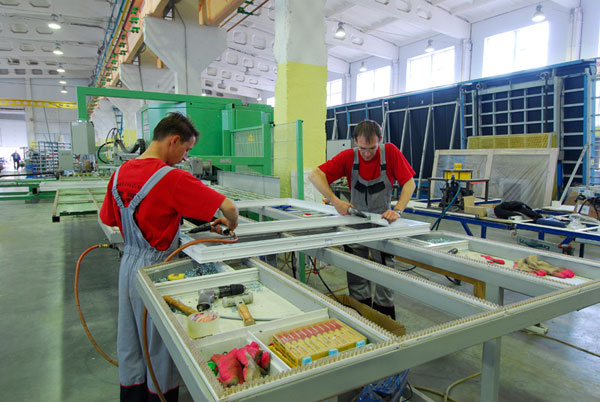 Фирма по остеклению балконов в Реутов и Московской области Реутов