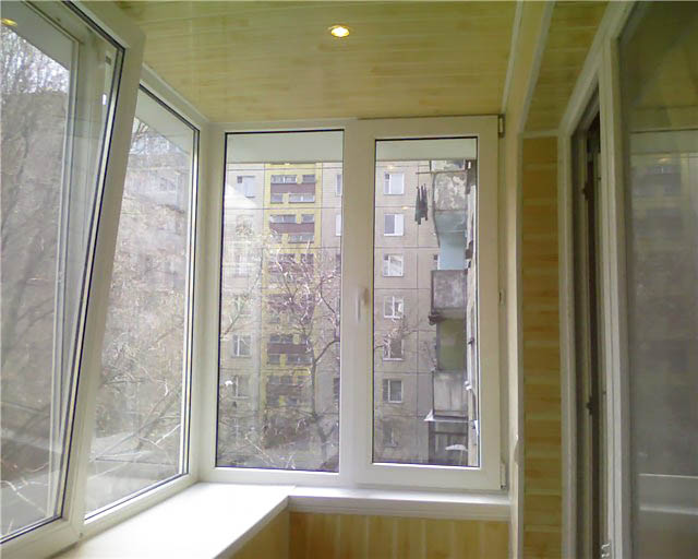 Остекление балкона в панельном доме по цене от производителя Реутов